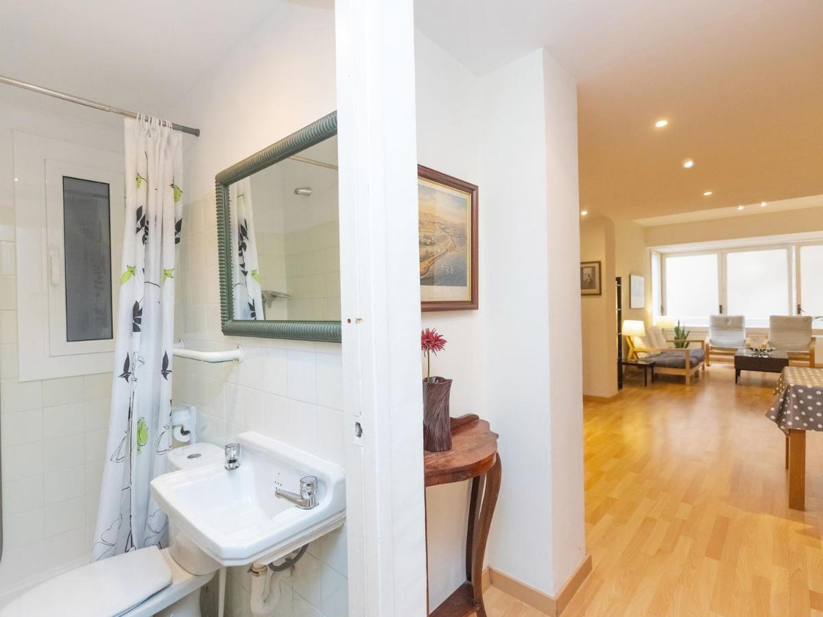 Apartment Eixample Dret Corsega Roger Lluria By Interhome Barcelona Eksteriør billede